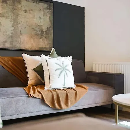 Tatil Evi Modern Coastal Minutes From *