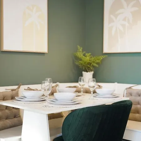 Modern Coastal Minutes From Tatil Evi Redcar