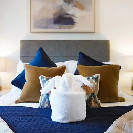 Tatil Evi Modern Coastal Minutes From *
