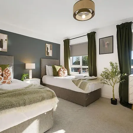 Tatil Evi Modern Coastal Minutes From *
